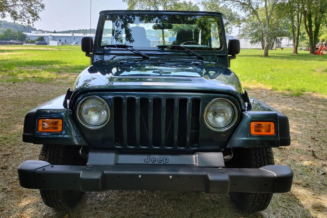 2005 Jeep TJ Wrangler - Image 2 of 31