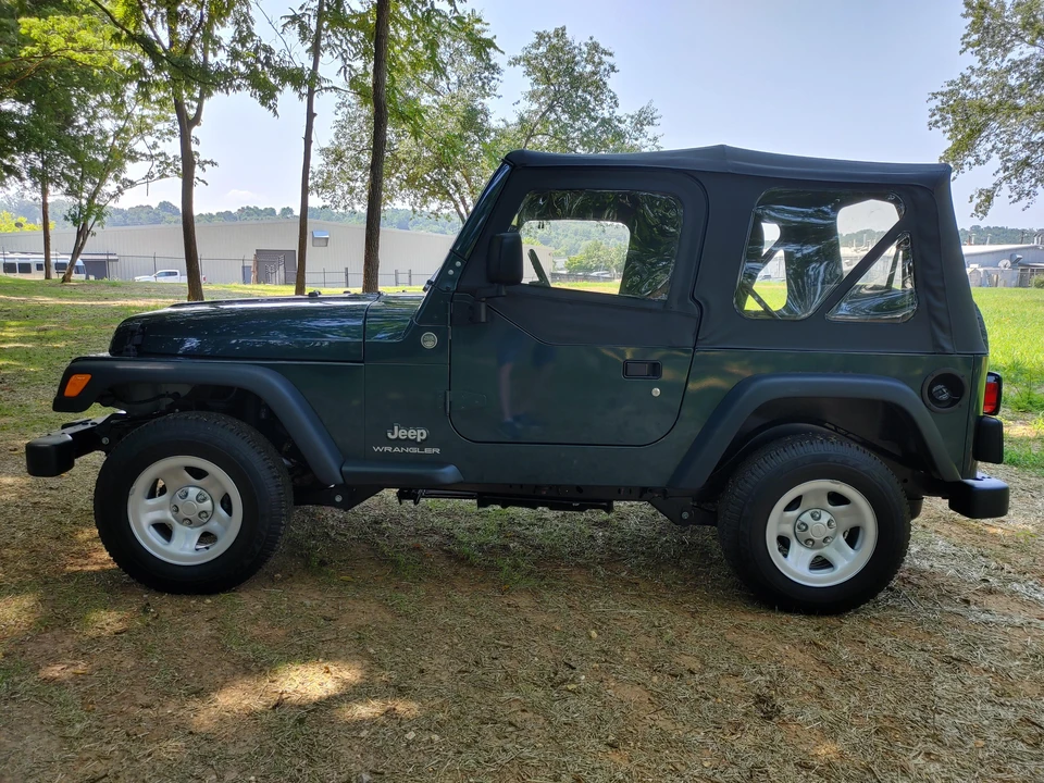 2005 Jeep TJ Wrangler - Image 13 of 31