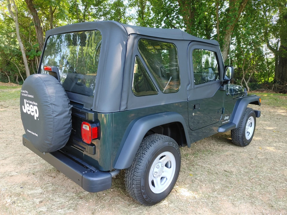 2005 Jeep TJ Wrangler - Image 18 of 31