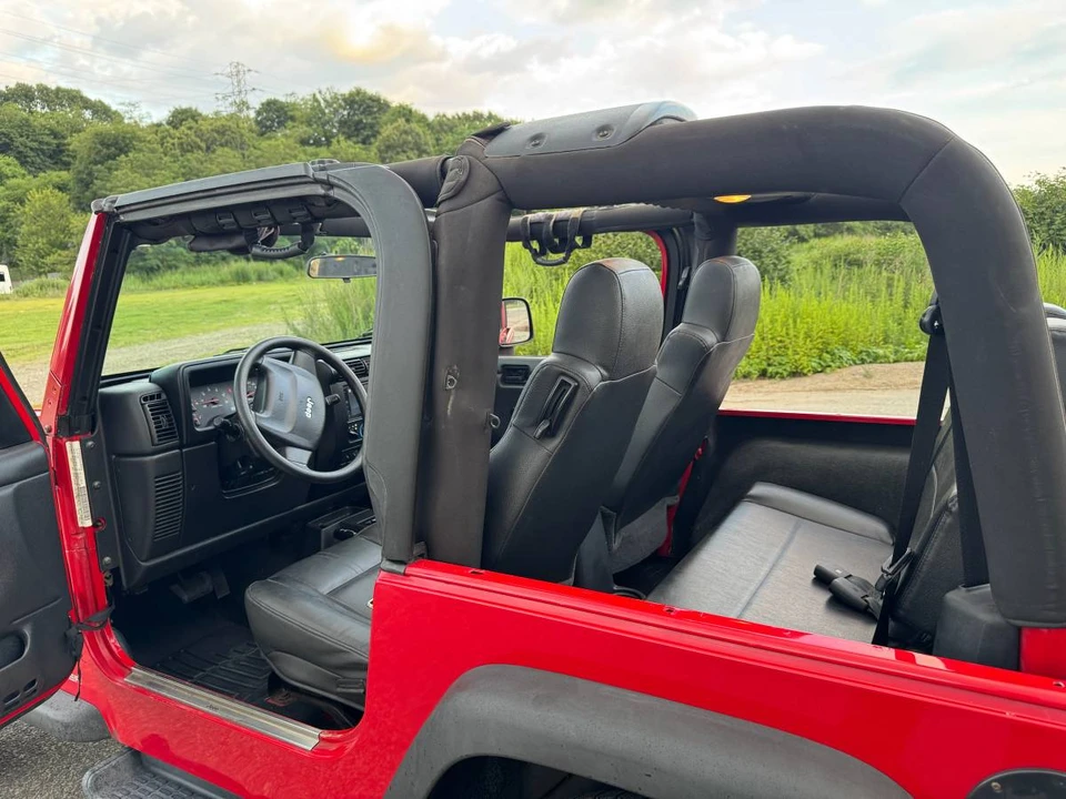 2005 Jeep TJ Wrangler - Image 12 of 16
