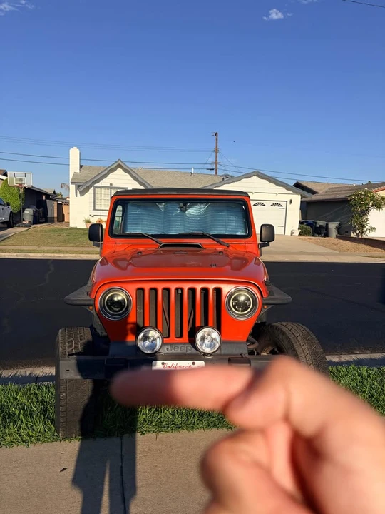 2005 Jeep TJ Wrangler - Image 2 of 9