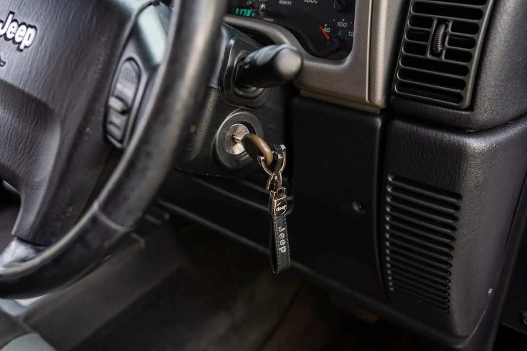 2005 Jeep TJ Wrangler - Image 15 of 30