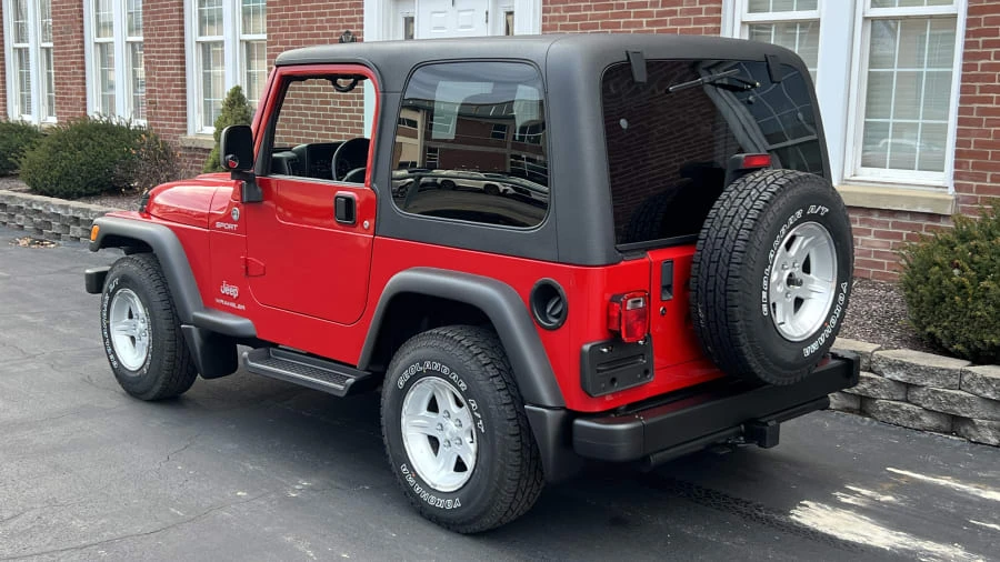 2005 Jeep TJ Wrangler - Image 3 of 10