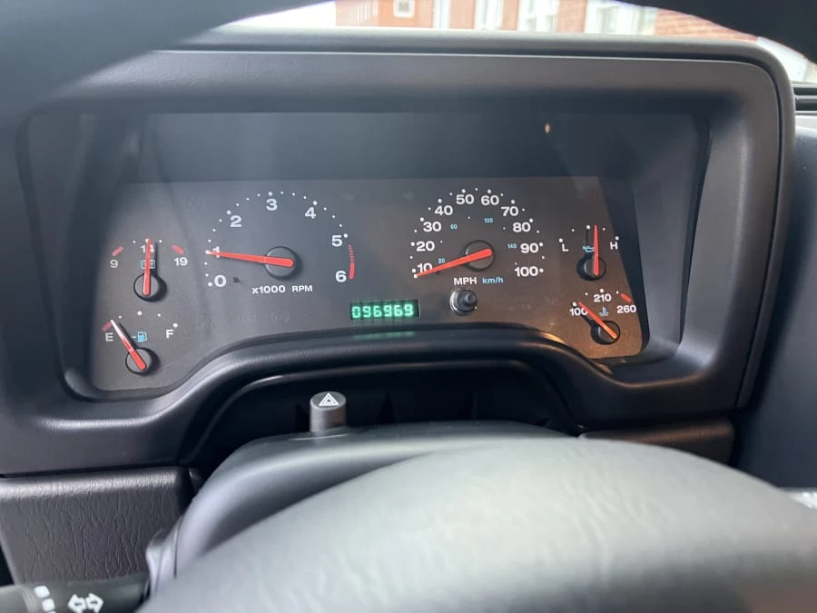 2005 Jeep TJ Wrangler - Image 5 of 10