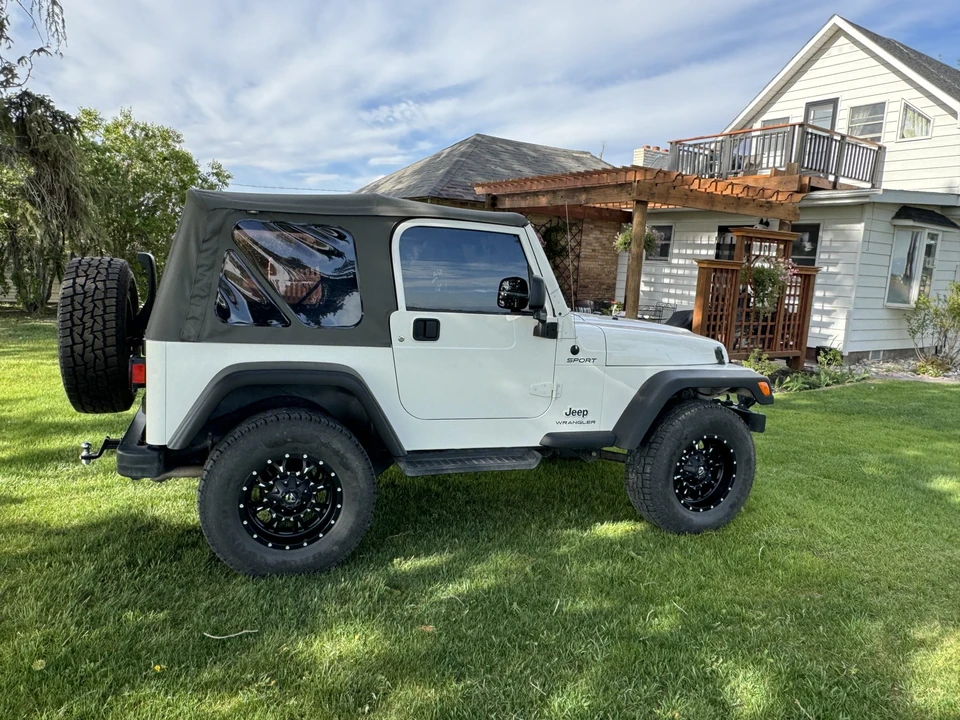 2005 Jeep TJ Wrangler - Image 8 of 31