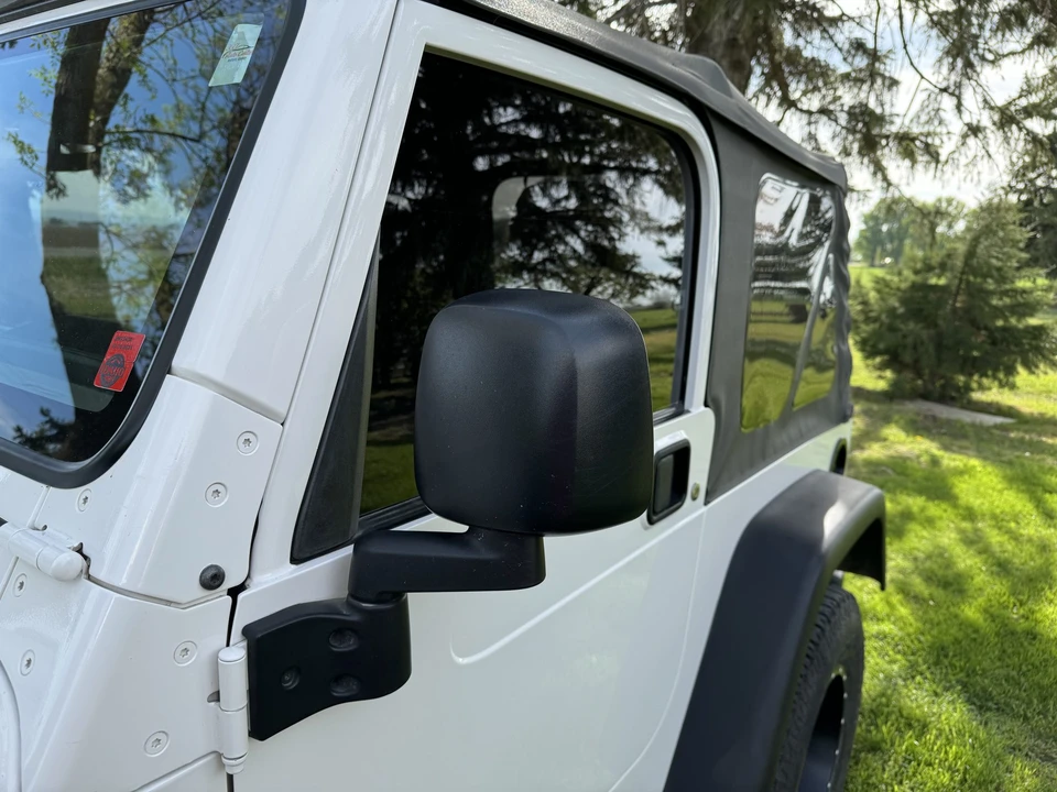2005 Jeep TJ Wrangler - Image 19 of 31