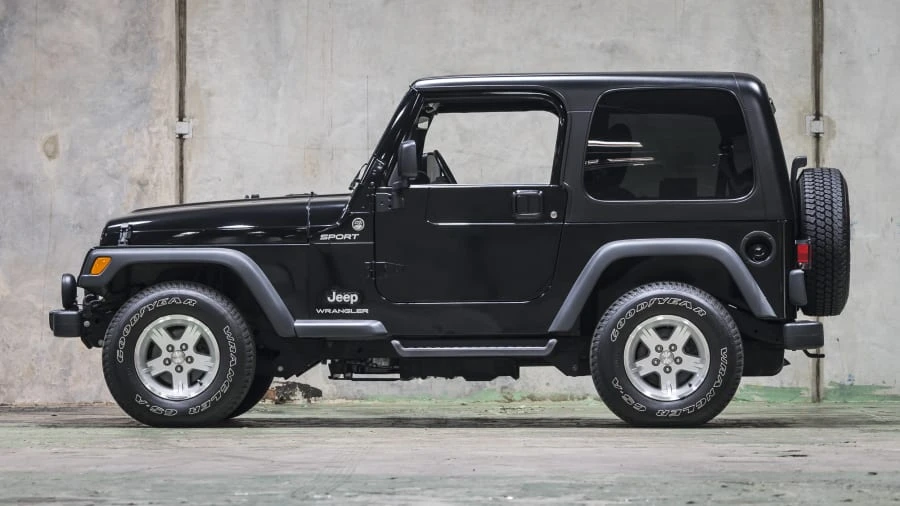 2005 Jeep TJ Wrangler - Image 2 of 12