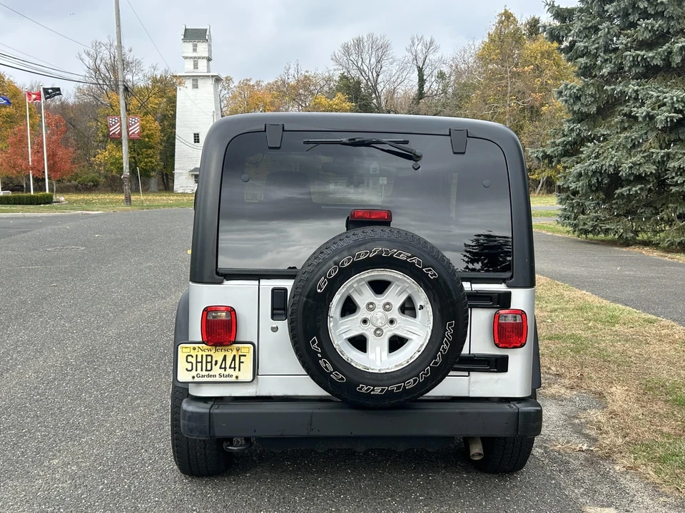 2005 Jeep TJ Wrangler - Image 25 of 31