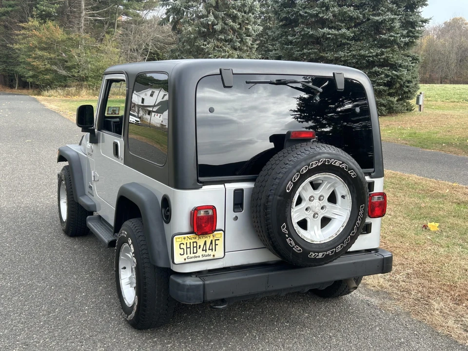2005 Jeep TJ Wrangler - Image 21 of 31