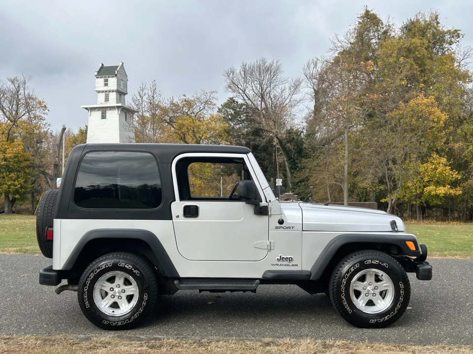 2005 Jeep TJ Wrangler - Image 28 of 31