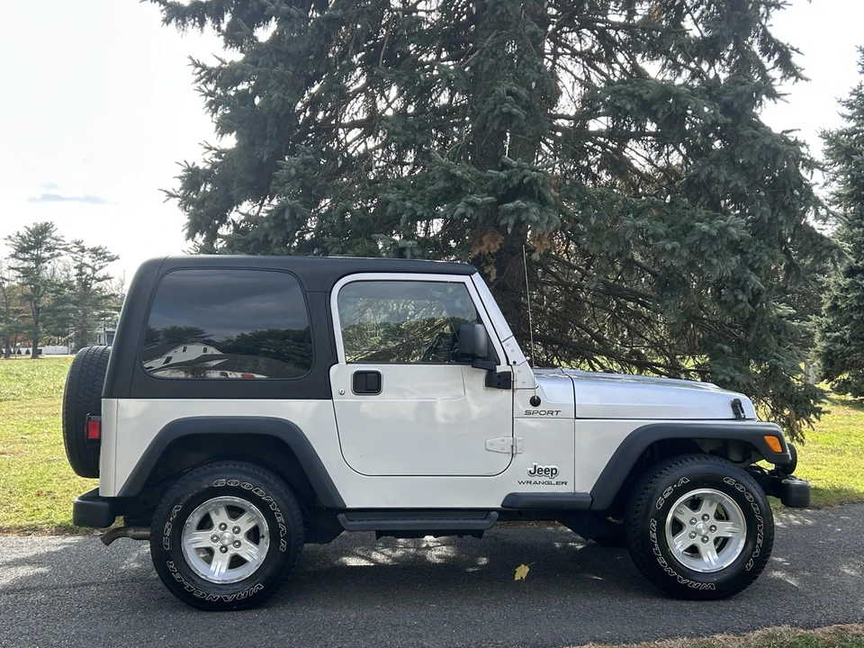 2005 Jeep TJ Wrangler - Image 30 of 31