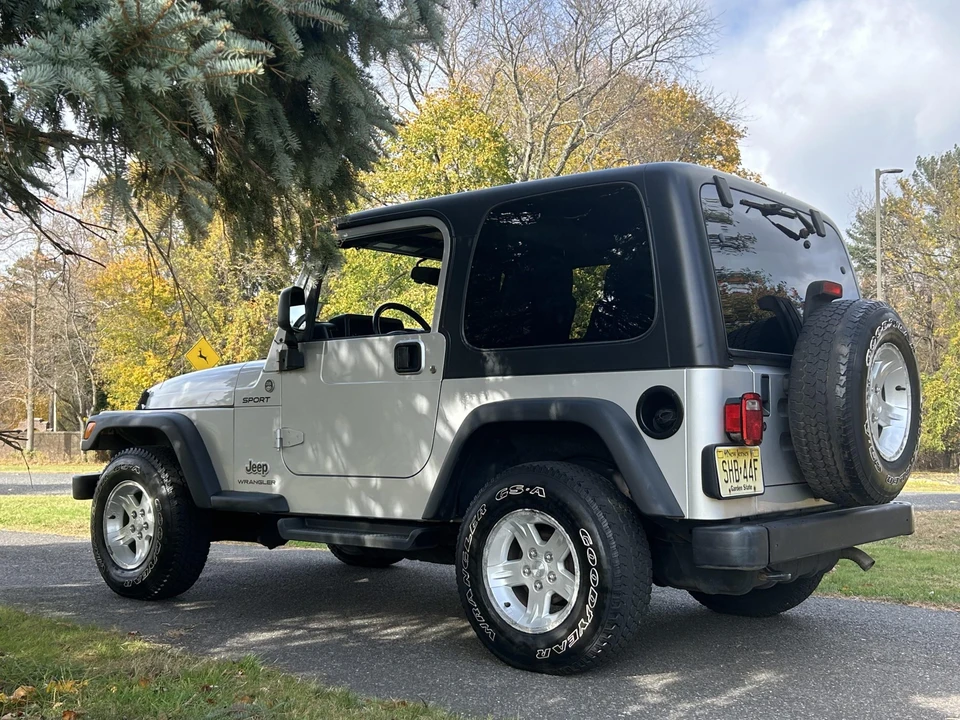 2005 Jeep TJ Wrangler - Image 16 of 31