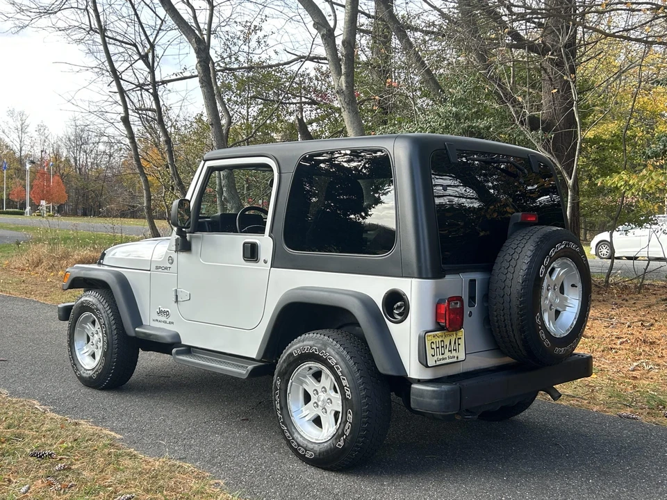 2005 Jeep TJ Wrangler - Image 19 of 31