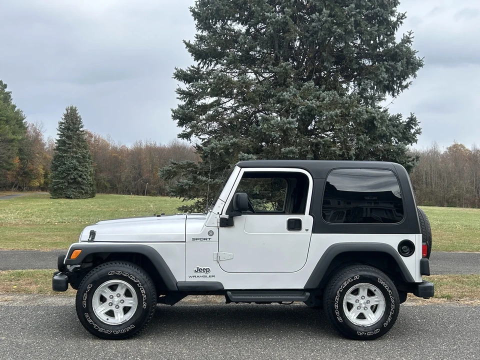 2005 Jeep TJ Wrangler - Image 14 of 31