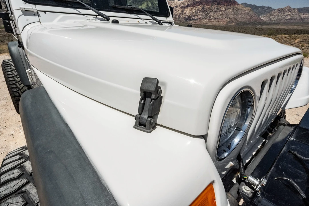 2005 Jeep TJ Wrangler - Image 16 of 31