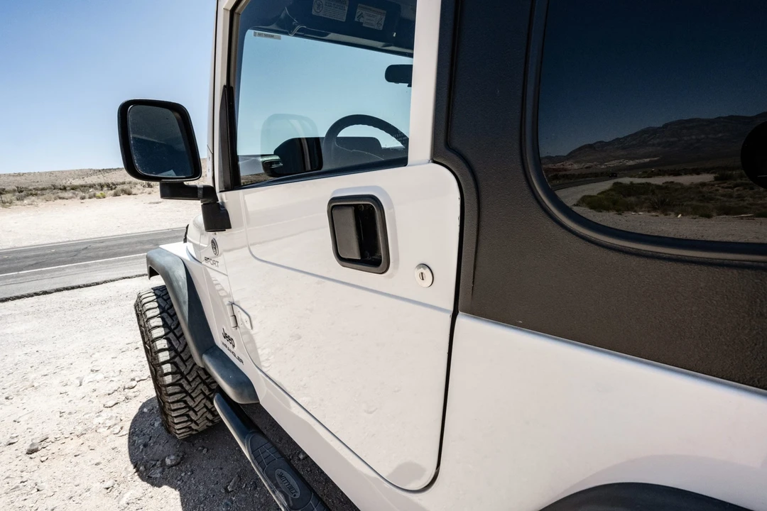 2005 Jeep TJ Wrangler - Image 28 of 31
