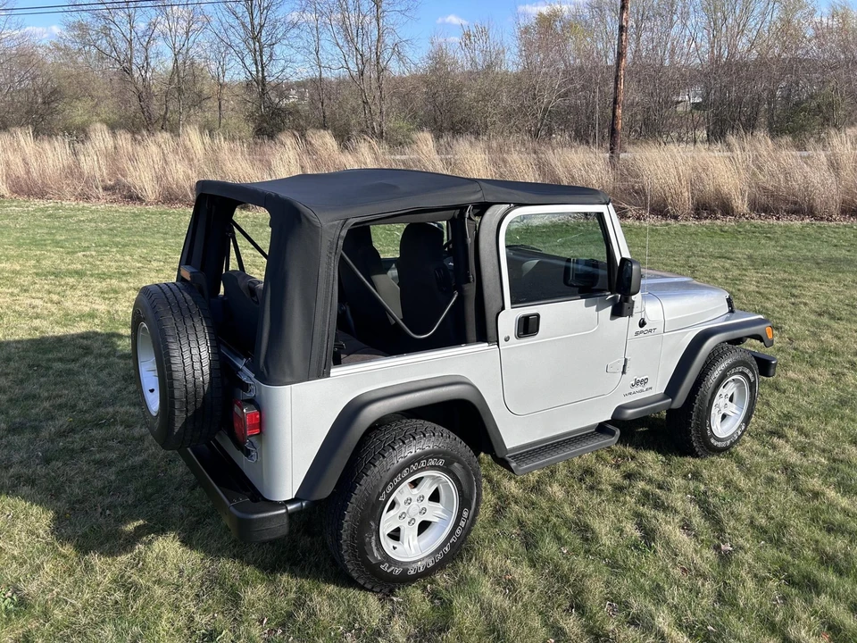 2005 Jeep TJ Wrangler - Image 15 of 31