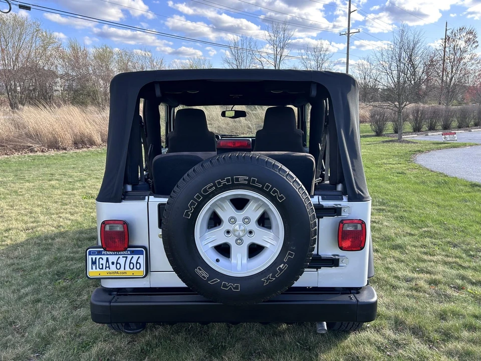 2005 Jeep TJ Wrangler - Image 11 of 31