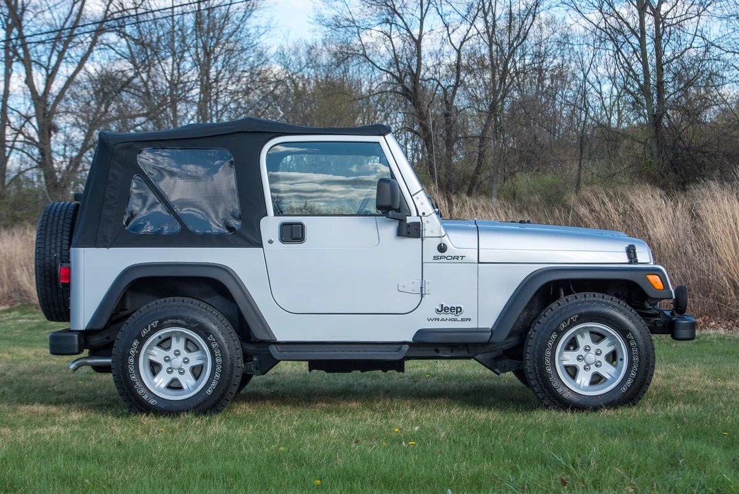 2005 Jeep TJ Wrangler - Image 18 of 31