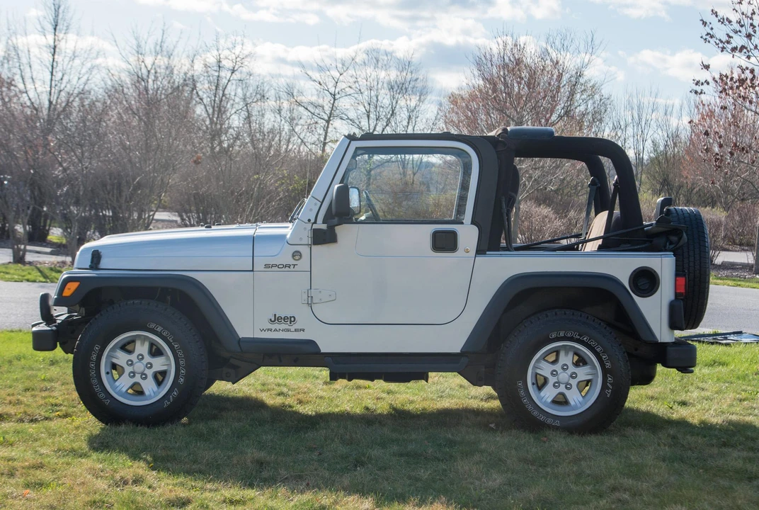 2005 Jeep TJ Wrangler - Image 30 of 31