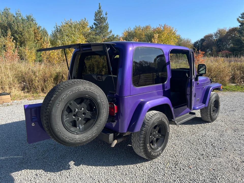 2005 Jeep TJ Wrangler - Image 17 of 31