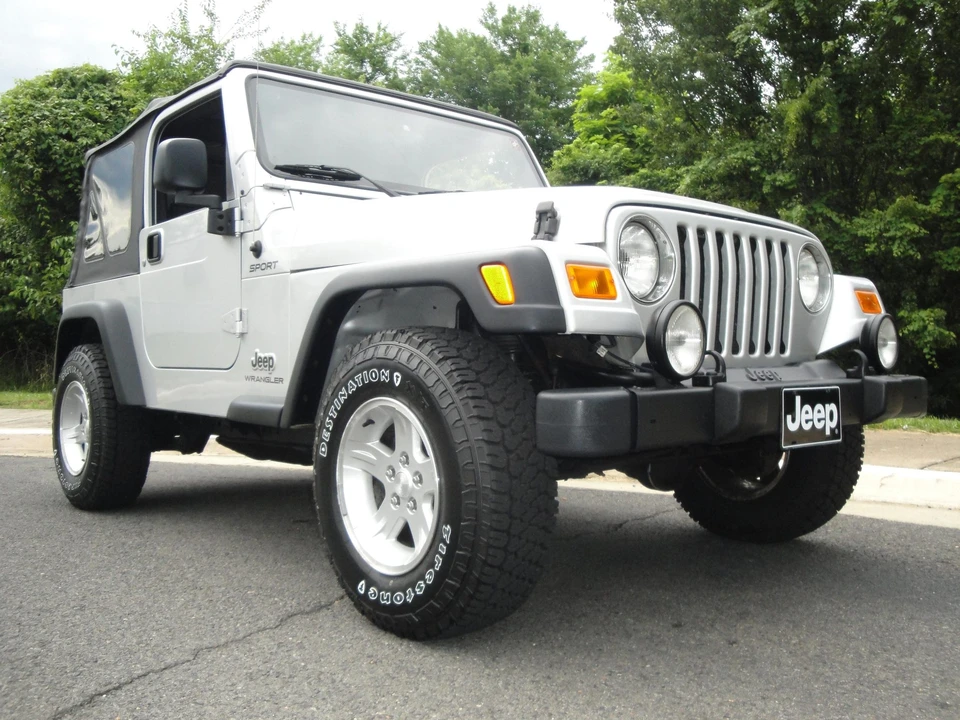 2005 Jeep TJ Wrangler - Image 25 of 31