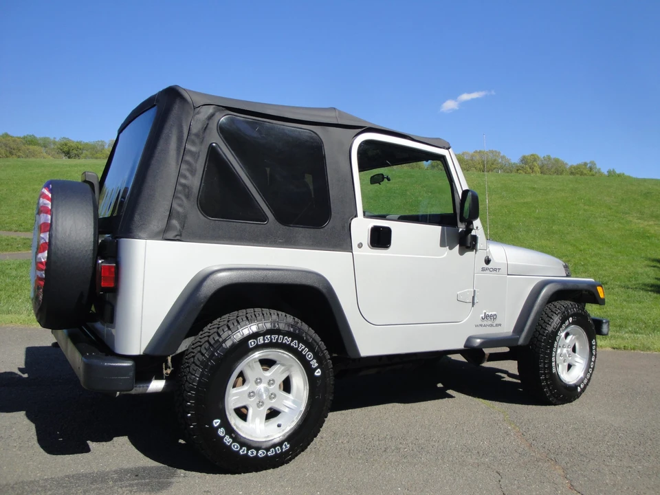 2005 Jeep TJ Wrangler - Image 21 of 31