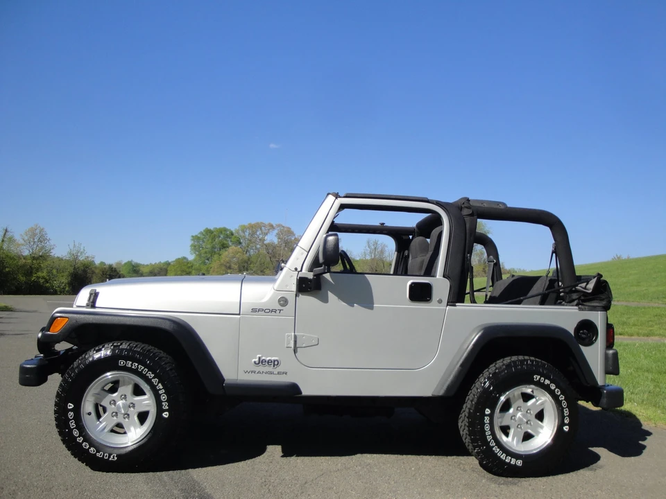 2005 Jeep TJ Wrangler - Image 13 of 31