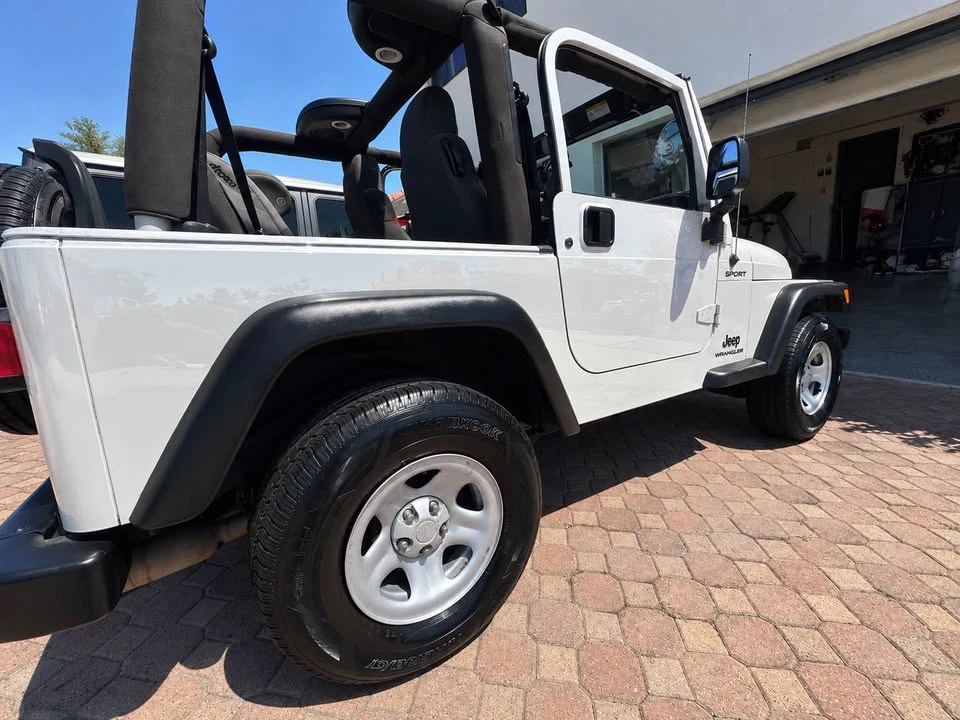 2005 Jeep TJ Wrangler - Image 9 of 10