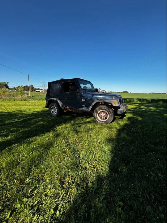 2005 Jeep TJ Wrangler - Image 2 of 7