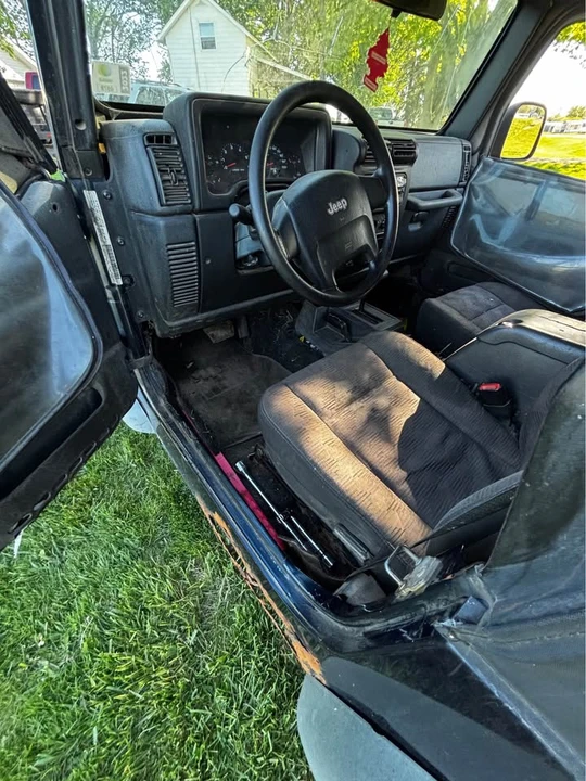 2005 Jeep TJ Wrangler - Image 6 of 7
