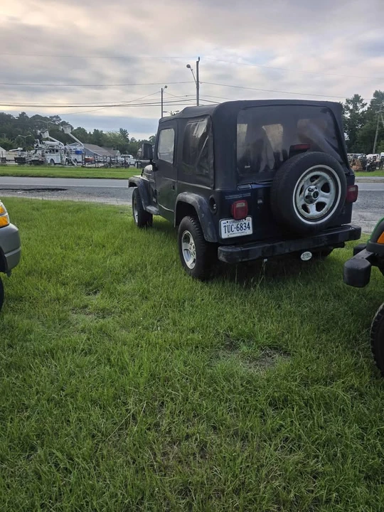 2005 Jeep TJ Wrangler - Image 13 of 13