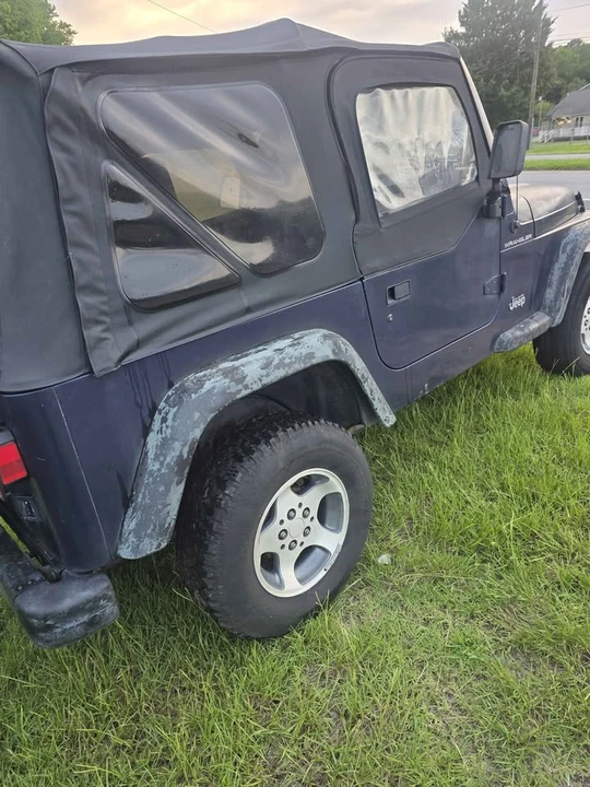 2005 Jeep TJ Wrangler - Image 11 of 13
