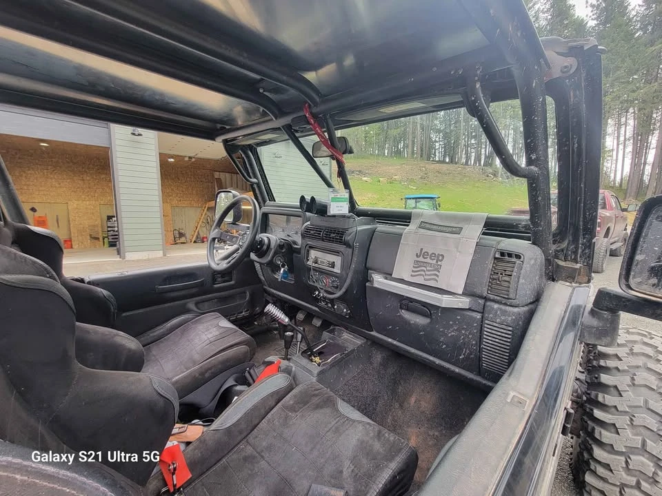 2005 Jeep TJ Wrangler - Image 2 of 7