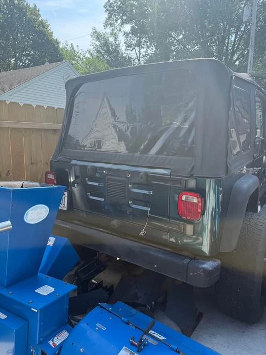 2005 Jeep TJ Wrangler - Image 8 of 9