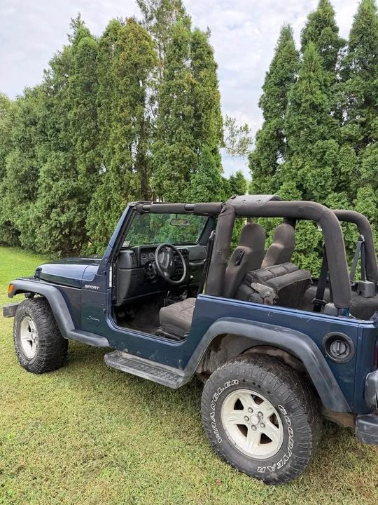 2005 Jeep TJ Wrangler - Image 2 of 15