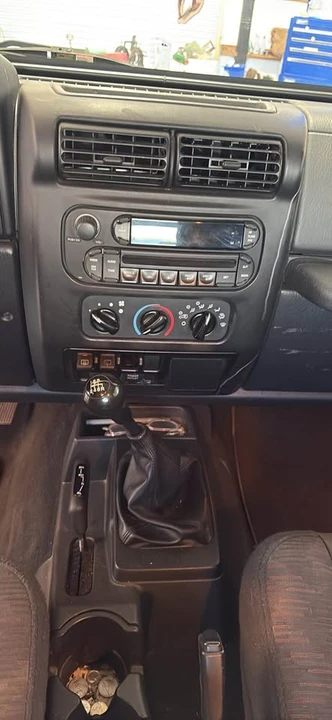 2005 Jeep TJ Wrangler - Image 7 of 10