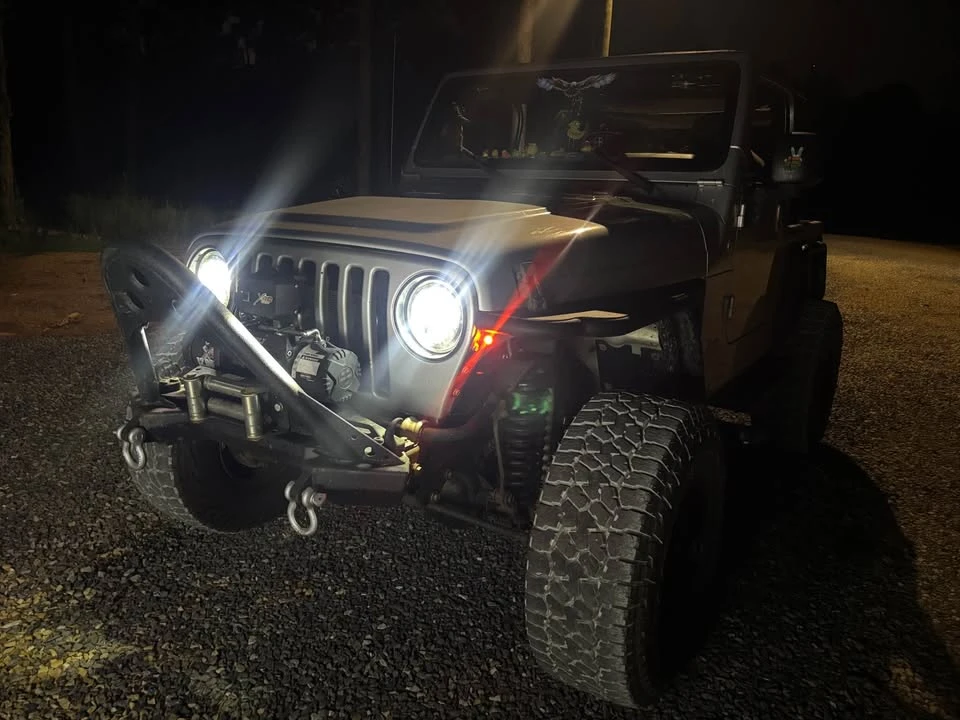 2005 Jeep TJ Wrangler - Image 8 of 10