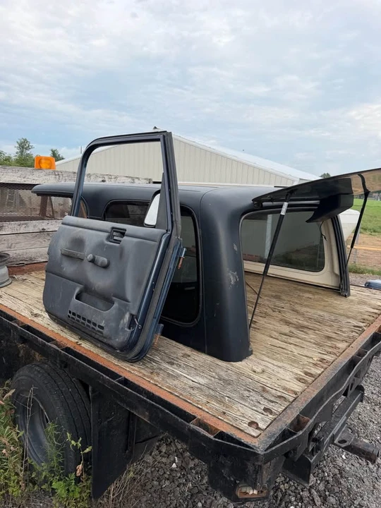 2005 Jeep TJ Wrangler - Image 14 of 15