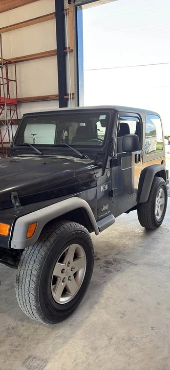 2005 Jeep TJ Wrangler - Image 2 of 10