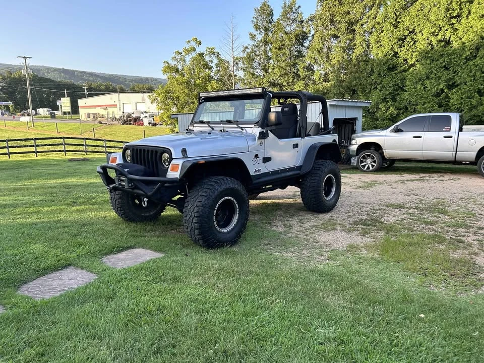 2005 Jeep TJ Wrangler - Image 5 of 6