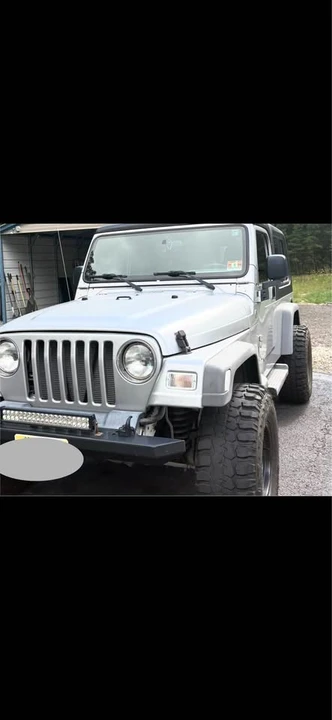 2005 Jeep TJ Wrangler - Image 2 of 3
