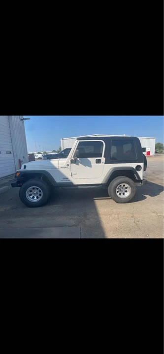 2005 Jeep TJ Wrangler - Image 2 of 9