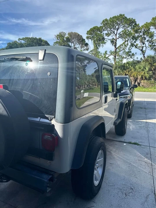 2005 Jeep TJ Wrangler - Image 2 of 6