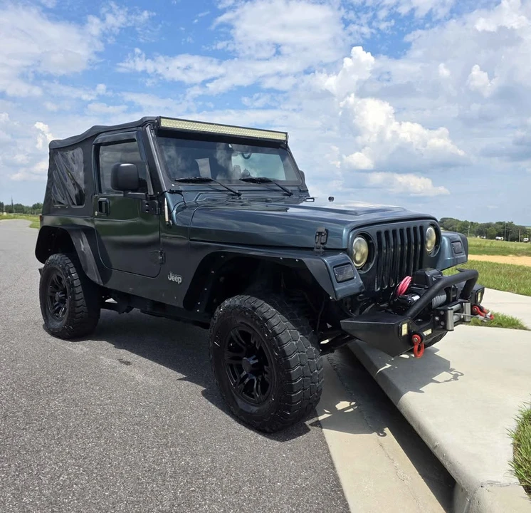 2005 Jeep TJ Wrangler - Image 5 of 16