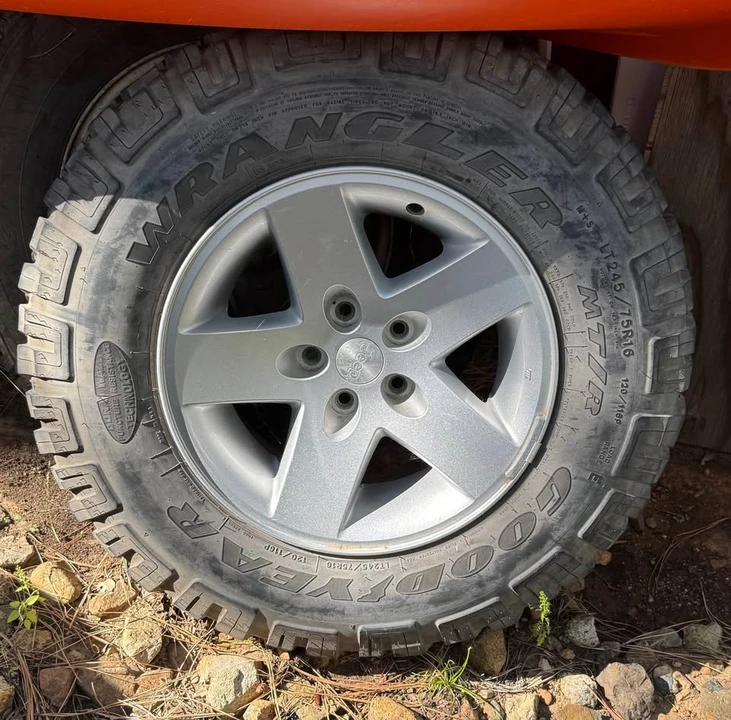 2005 Jeep TJ Wrangler - Image 9 of 11