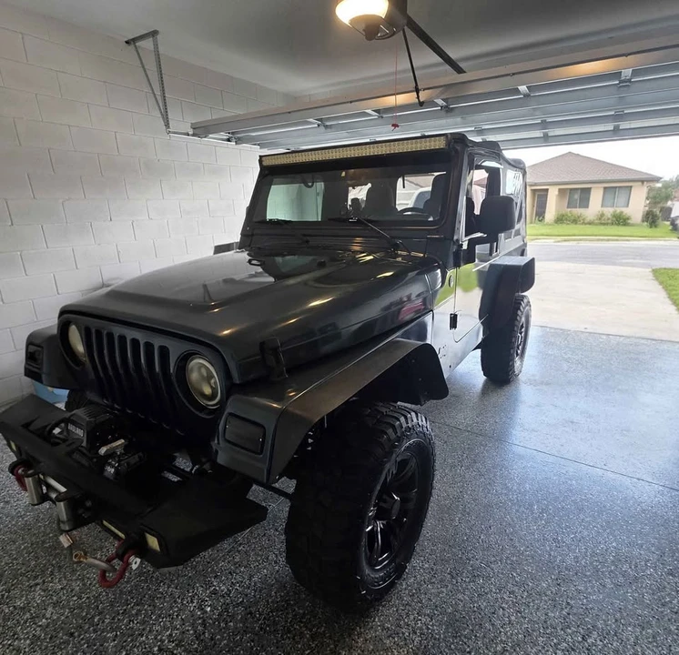 2005 Jeep TJ Wrangler - Image 15 of 16