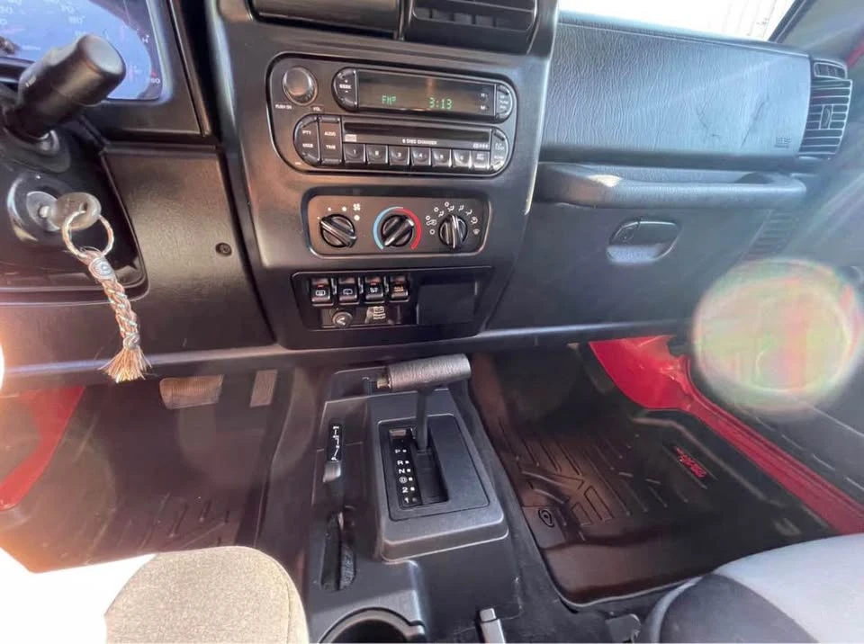 2005 Jeep TJ Wrangler - Image 2 of 11