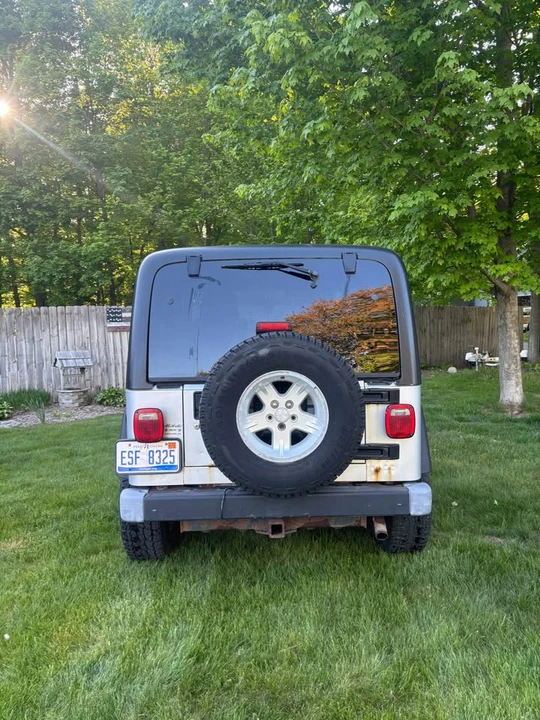 2005 Jeep TJ Wrangler - Image 4 of 15