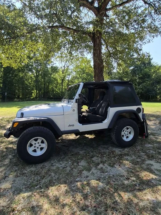 2005 Jeep TJ Wrangler - Image 5 of 14